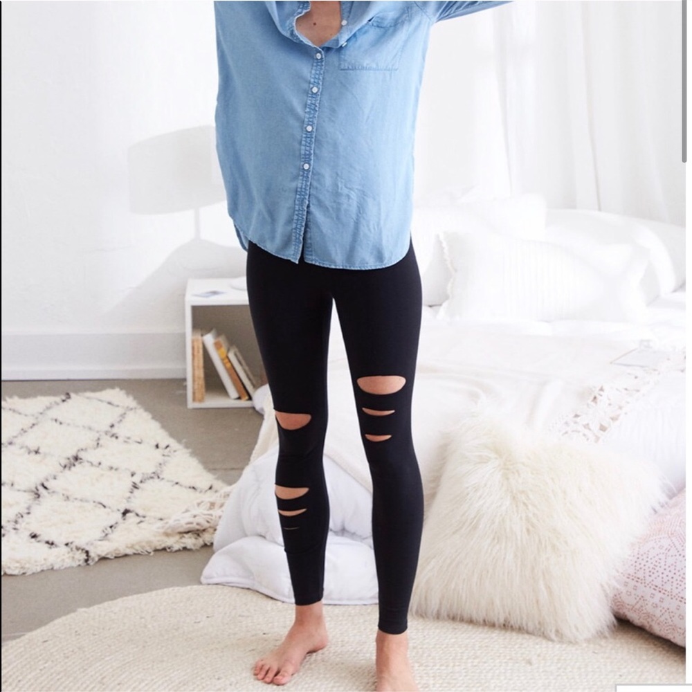 High Wasted Leggings w/ Cut-outs